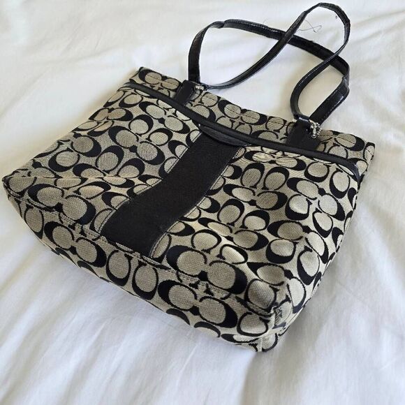 Coach NY Women's Medium Black Gray Canvas Leather Strap Stylish Tote Handbag - Picture 2 of 10